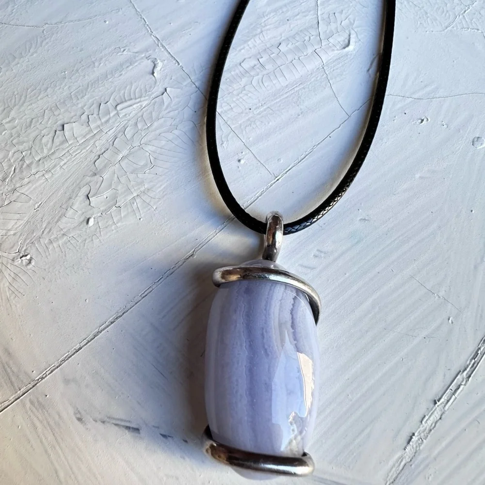 Artisan BLUE LACE AGATE Pendant Necklace Gemstone Wire Wrapped Hand Crafted 5518